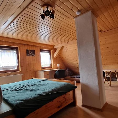 Apartamento Haus Tannenzaepfle Waldachtal Exterior foto